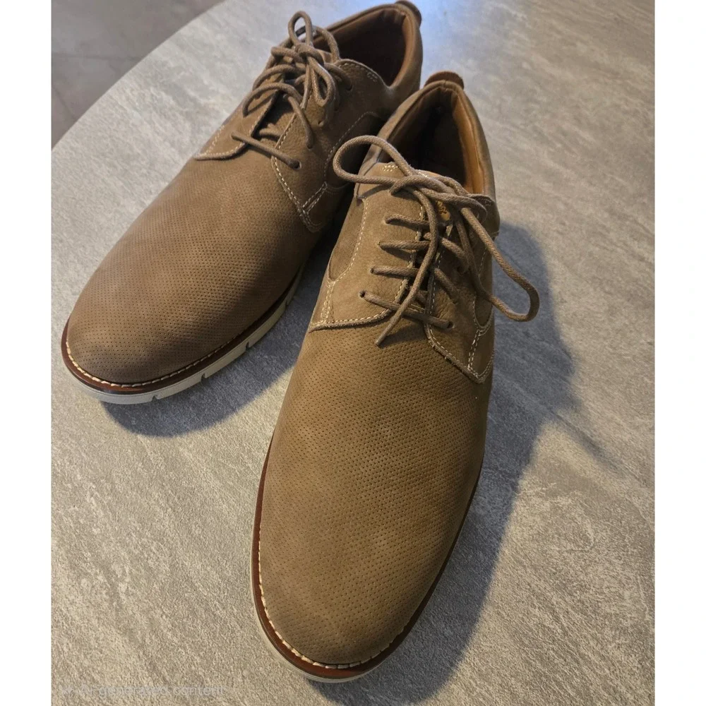 Dockers Mens Oxford Dress Shoes Taupe Leather Perforated 90-42903 Size 13M